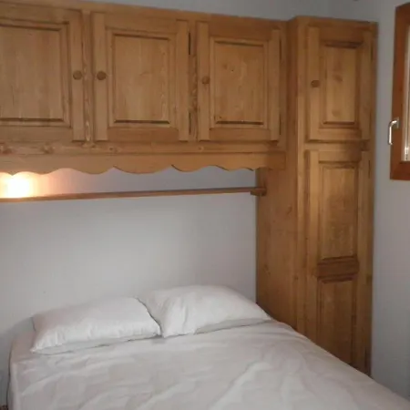 Appartement C4, Lsi, 001 *